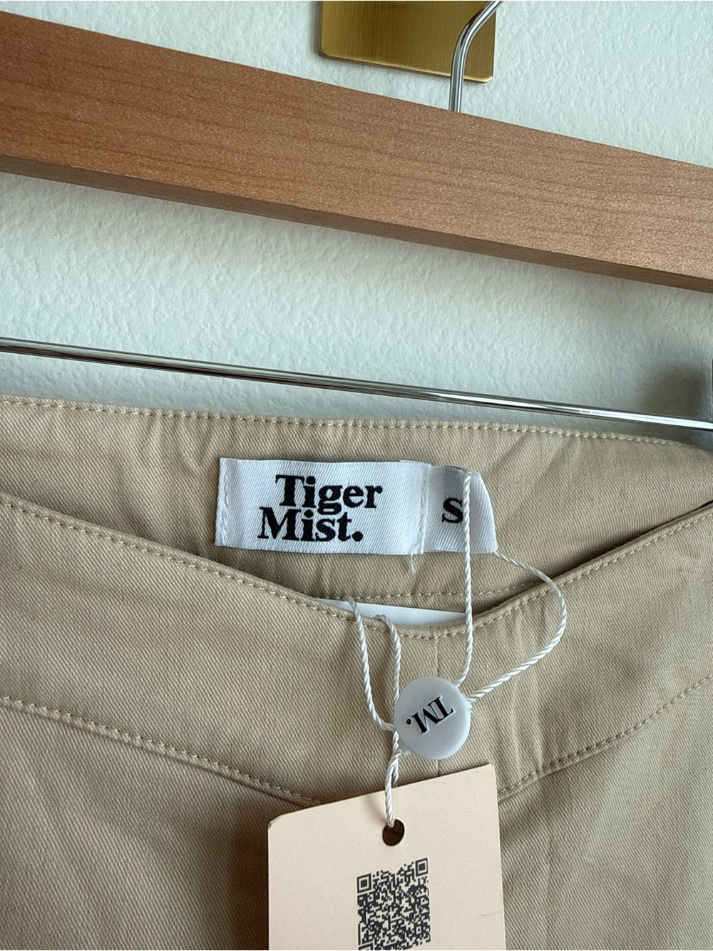 NWT Tiger Mist Jadene Pants Tan Wide Leg V Waist High Rise Trousers S - Picture 6 of 16